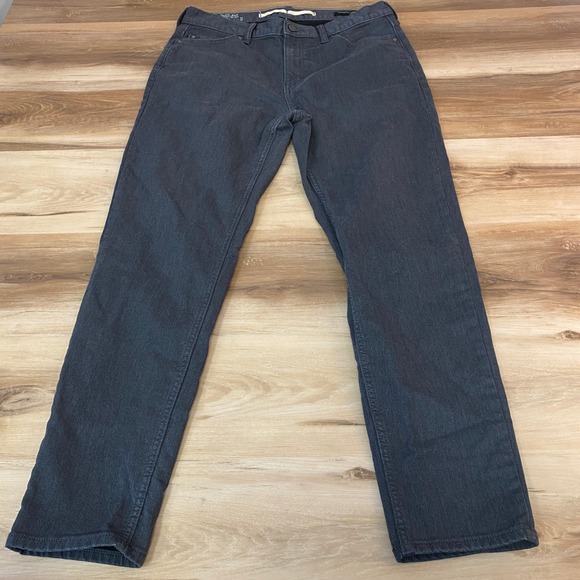 Banana Republic Travel Jeans Mens 34 x 30 Athletic Fit Gray Denim Pants - Picture 1 of 8